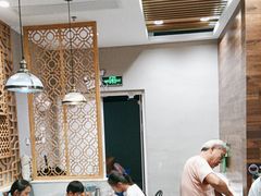 -小杨生煎(白玉兰广场店)