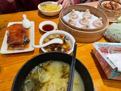 -诚铭记·虾仁汤包·成都小吃(融创店)