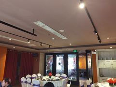 大堂-青年公社烤鸭(青年路店)