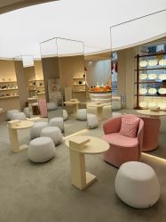 -SALON DE VANHADA
