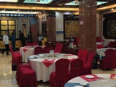 大堂-鹊华居·地道鲁菜·海鲜·融合味(大明湖店)