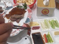 -梅利汴京烤鸭•开封豫菜地标店(东大街店)