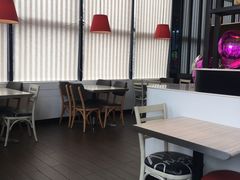 大堂-必胜客(武汉欢乐谷店)