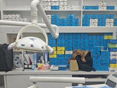 -极光口腔·矫正种植修复(锦江店)