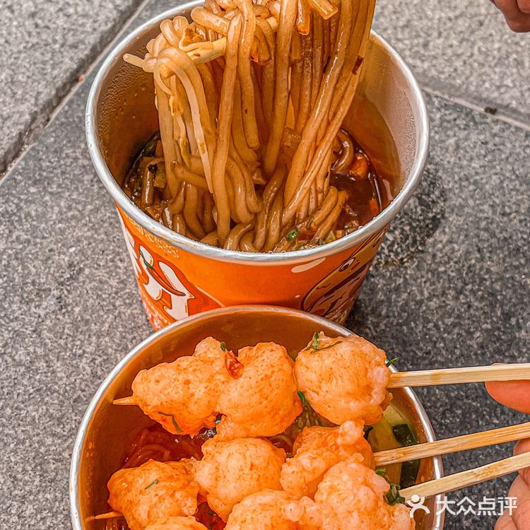 家人们！万象城这家手打虾滑一周吃5次