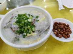 艇仔粥-琼发酒楼