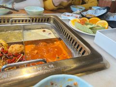 -巴渝瓦肆重庆鲜火锅(宝龙环湖店)