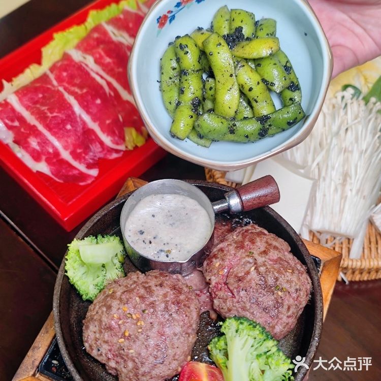 魔都也有火爆杭州福州的牛肉饼饭啦,我先尝为敬‼️