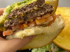 圣塔芭芭拉经典牛肉特堡-The Habit Burger Grill 哈比特汉堡(爱琴海店)