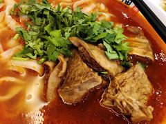 -顺溜·手工刀削面·黑金店(铜锣湾店)