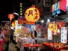 -六合夜市