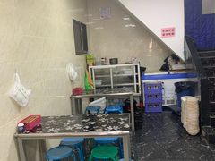 大堂-何老二卤汁凉粉