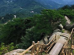 -罗田薄刀峰风景区