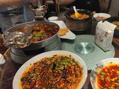 -万重锦·人文川菜馆(骡马市店)