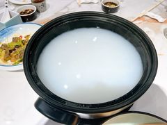 -滋粥楼·顺德菜(番禺广场总店)