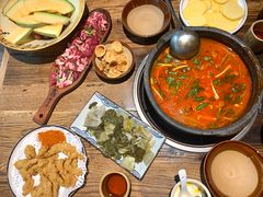-贵厨酸汤牛肉(花果园国际中心店)