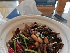 -严记小天府酸菜鱼(西四路店)