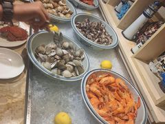 -大中华希尔顿酒店-念自助餐·嗨啤·小龙虾