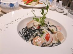 -La-Serene Café