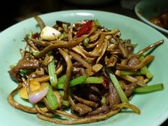 茶树菇牛肉-弄堂里(阿里西溪A区店)