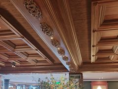 -八府香鸭·啫啫煲(华山路店)