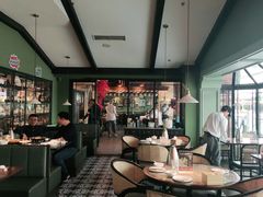 大堂-前海沿·青岛菜(李沧万达店)