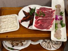 -山城年华老火锅(玉林店)