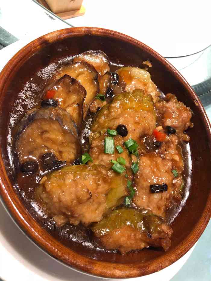 名厨一鲜(葛村路店)-"位于葛村路口的这家店吃了很多年了,宴请宾.