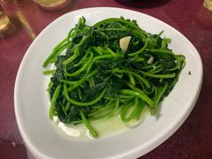 -刘涛酒店(江滩公园店)