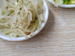 -闫家驴肉老店(华电一校店)