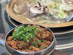 -周老三跷脚牛肉·全牛火锅(非遗传承店)