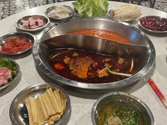 -老成都市井火锅阿泥頭火锅公司(海宁长安佳源中心广场店)