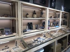 -棱石眼镜(CP静安店)