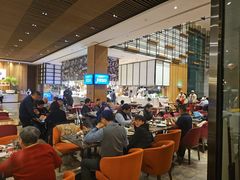 -飨食汇全日制餐厅·昆山皇冠假日酒店(九方店)