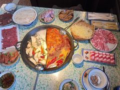 -鸿姐老火锅(疁城新天地店)