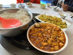 -泸沽肴(泸沽湖大洛水村农村信用社旁店)