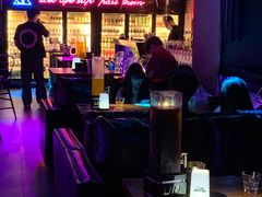 -UP嘻哈酒吧(粉巢店)