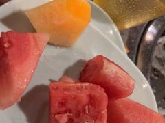 -金滏山烤肉·海鲜·火锅自助餐厅(襄阳万达店)