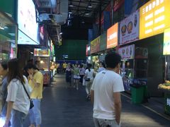 -海口骑楼小吃街