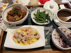 -爱瑞馨母婴护理中心(爱悠悠店)