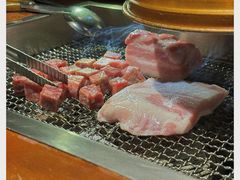 -肉甲韩国木炭烤肉(新壹街1店)
