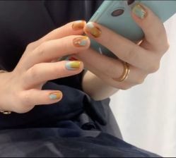 -进巍美甲