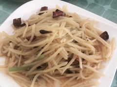 -天天向上素食餐厅(五台山店)