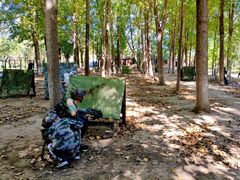 -亲兄弟真人CS团建拓展基地