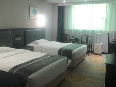 -南宁凤凰宾馆(火车站地铁站店)