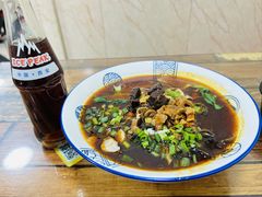 -彭家牛肉块扯面