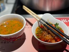 -尚尚仙·酸汤猪手·猪肚鸡火锅(华联万柳购物中心店)