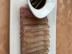 -新镇江酒家(南京西路店)