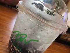 -Chom Cafe and Restaurant