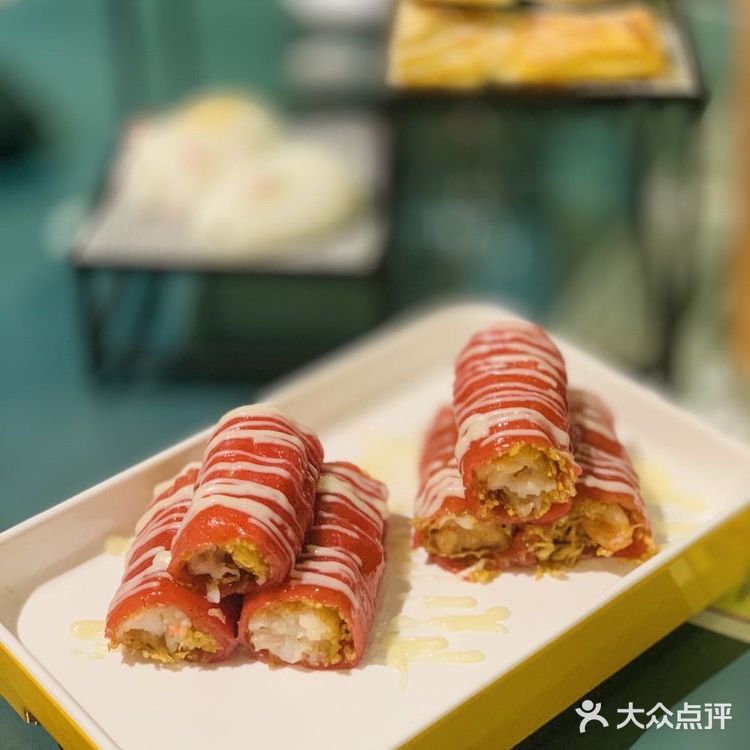 乳鸽:一定要趁热吃,咬下去真是丝滑鲜美